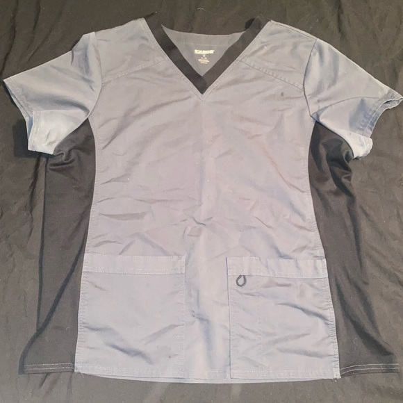 SCRUB TOPS - Picture 2 of 16